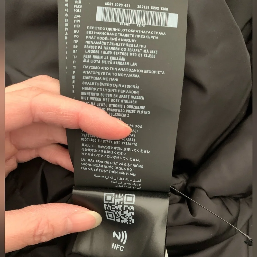 RRP$4,000 Prada Re-Nylon down puffer logo jacket in black NWT - Picture 12 of 13